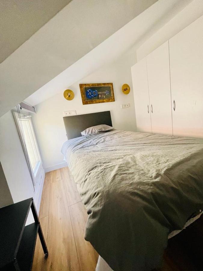La Casa Del Rock Apartment Aranda de Duero Bagian luar foto