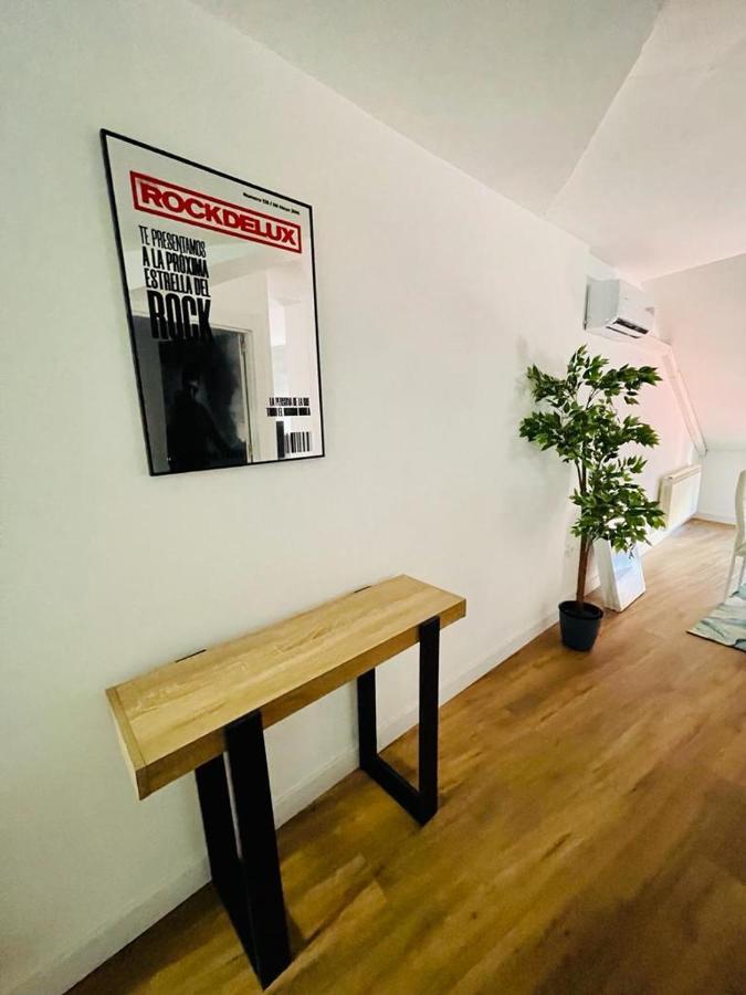 La Casa Del Rock Apartment Aranda de Duero Bagian luar foto